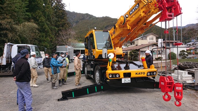 カトウ.ラフタークレーン新車納車式