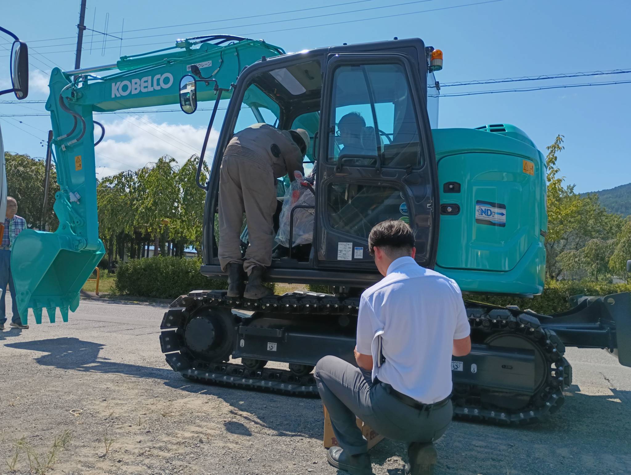 コベルコSK75SR-7新車納車式